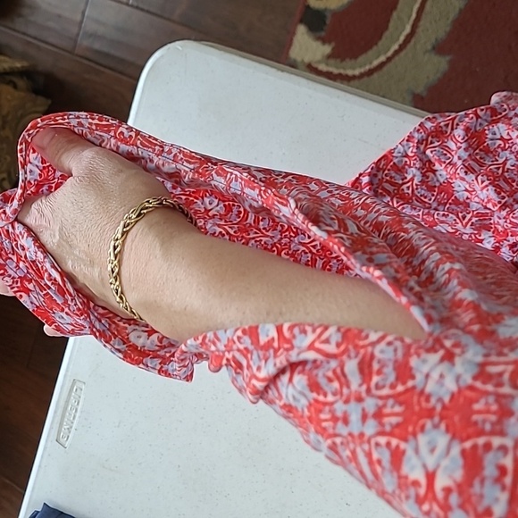 Cocomo Red & Blue Patterned Open sleeve Blouse size 2X - Picture 6 of 8